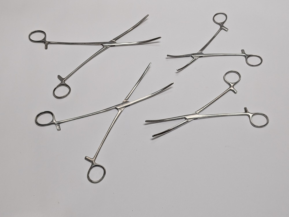 4 pcs. Assorted Forceps JARIT 105-196 CODMAN 32-4121 (USED).