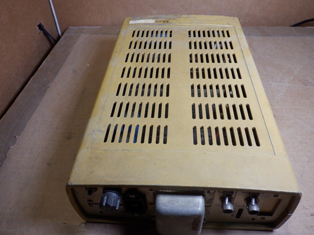 SYSTRON DONNER MODEL 6244A FREQUENCY COUNTER
