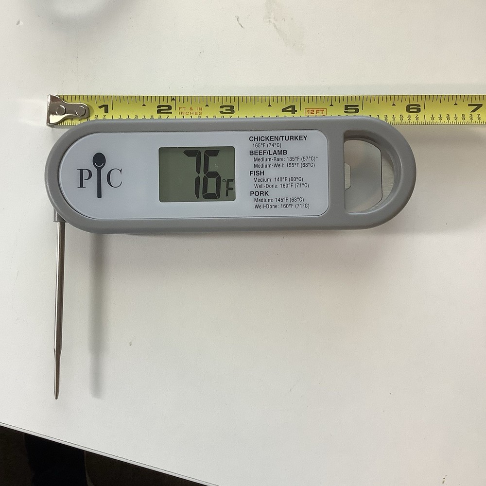 Pampered Chef INSTANT READ THERMOMETER with TEMPERATURE PROBE - Fast & Accurate