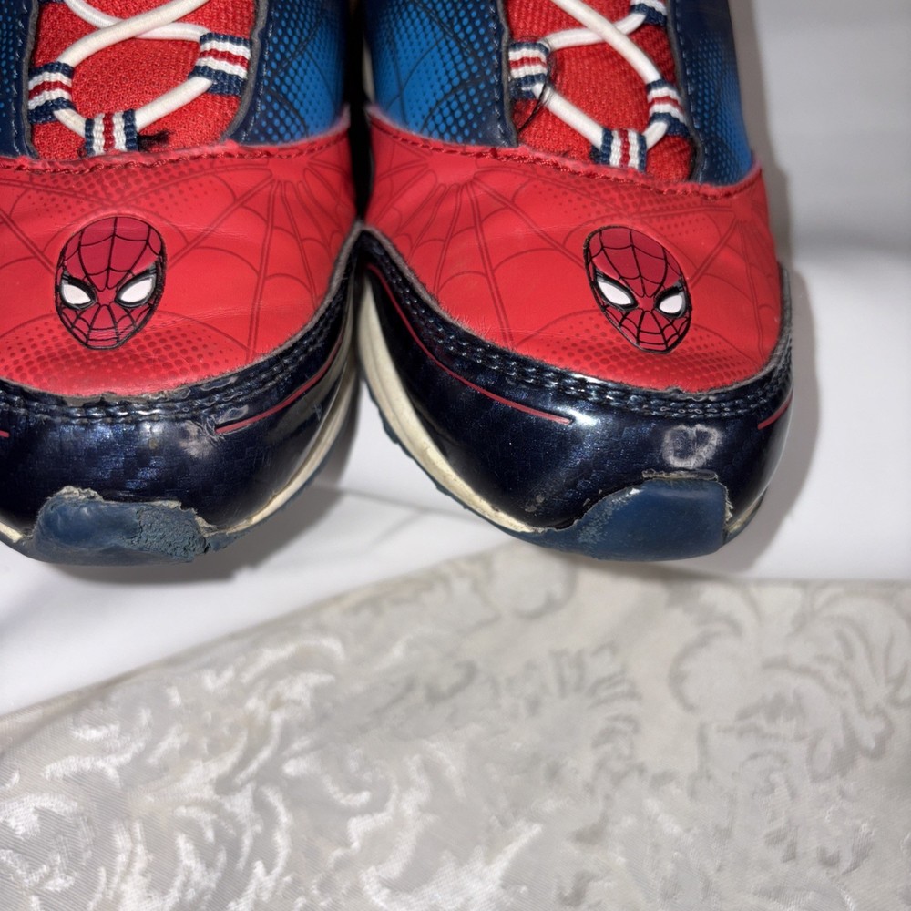 Size 13 Spiderman Light-up Shoe