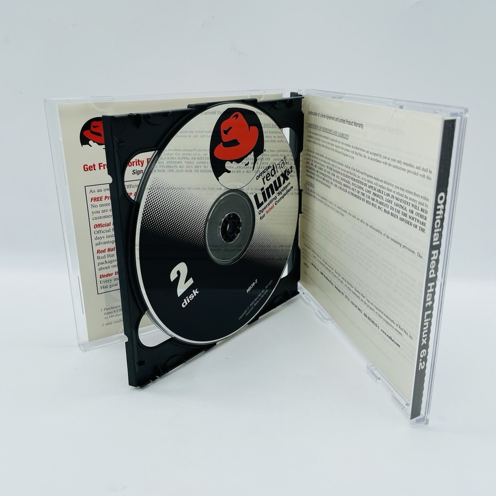 Official Red Hat Linux Standard 6.2 Operating System OS, 2-Disc Set, Fast Ship