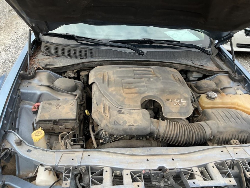 300 2011 Glove Box 4983856