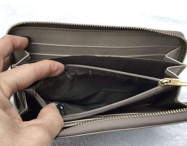 Wallet Vintage Auténtico Ferragamo zipped