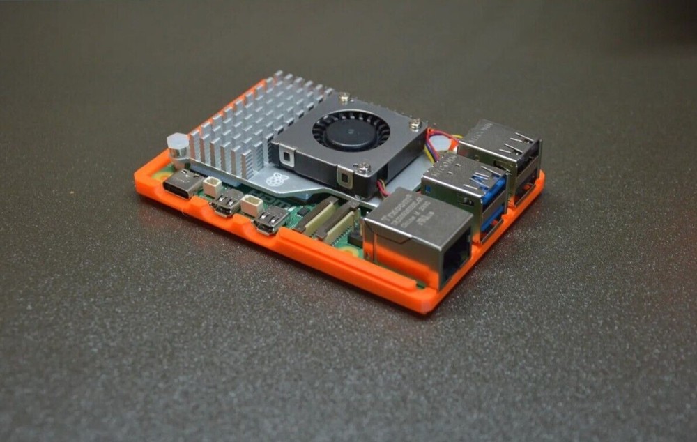 Raspberry Pi 5 Snap Fit Case (White or Black)