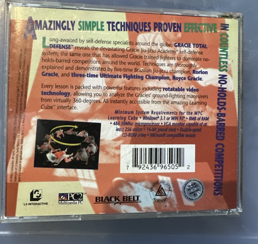 Gracie Total Defense CD Room 1996 Interactive Learning Cube Great Condition