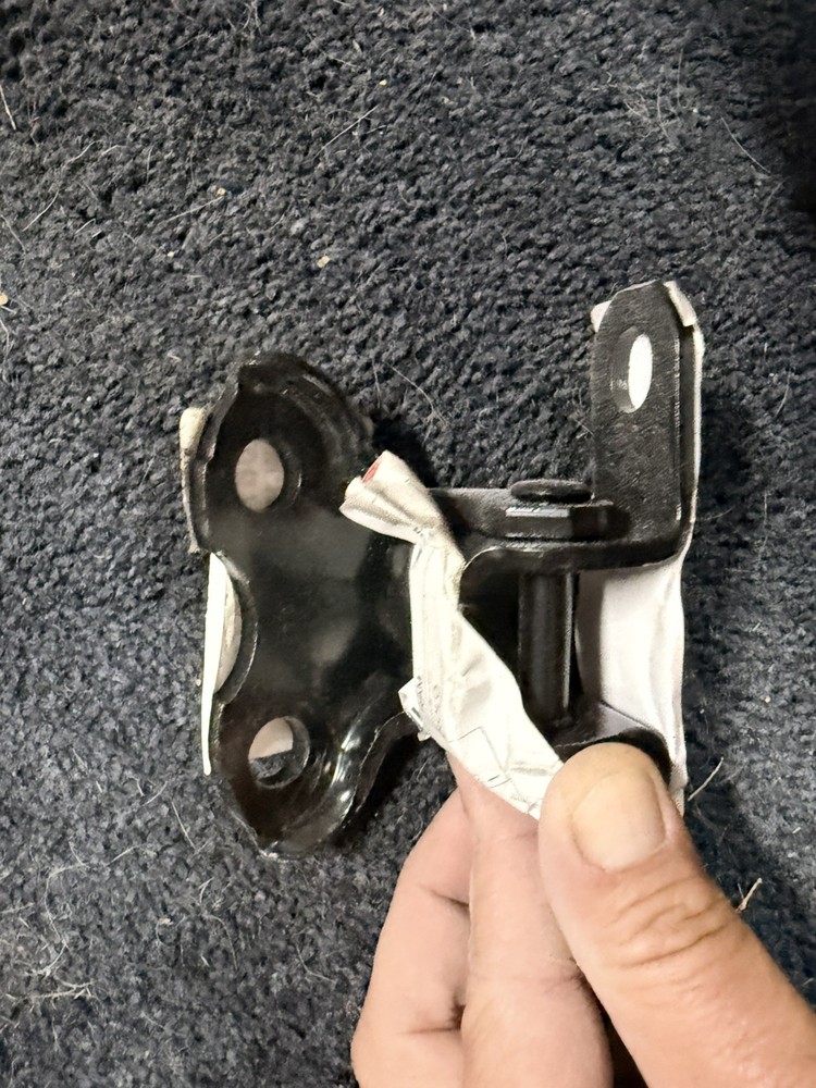 Genuine Lexus Upper Hinge 68750-20122