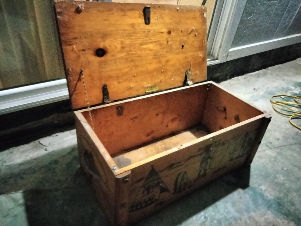 antique wood trunk chest