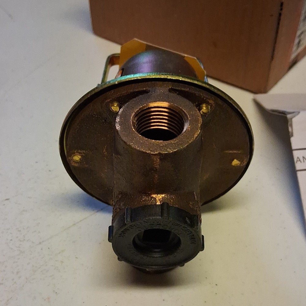 NEW Bell & Gossett FB-38 Pressure Reducing Valve 110192LF Lead-Free 1/2" NPT