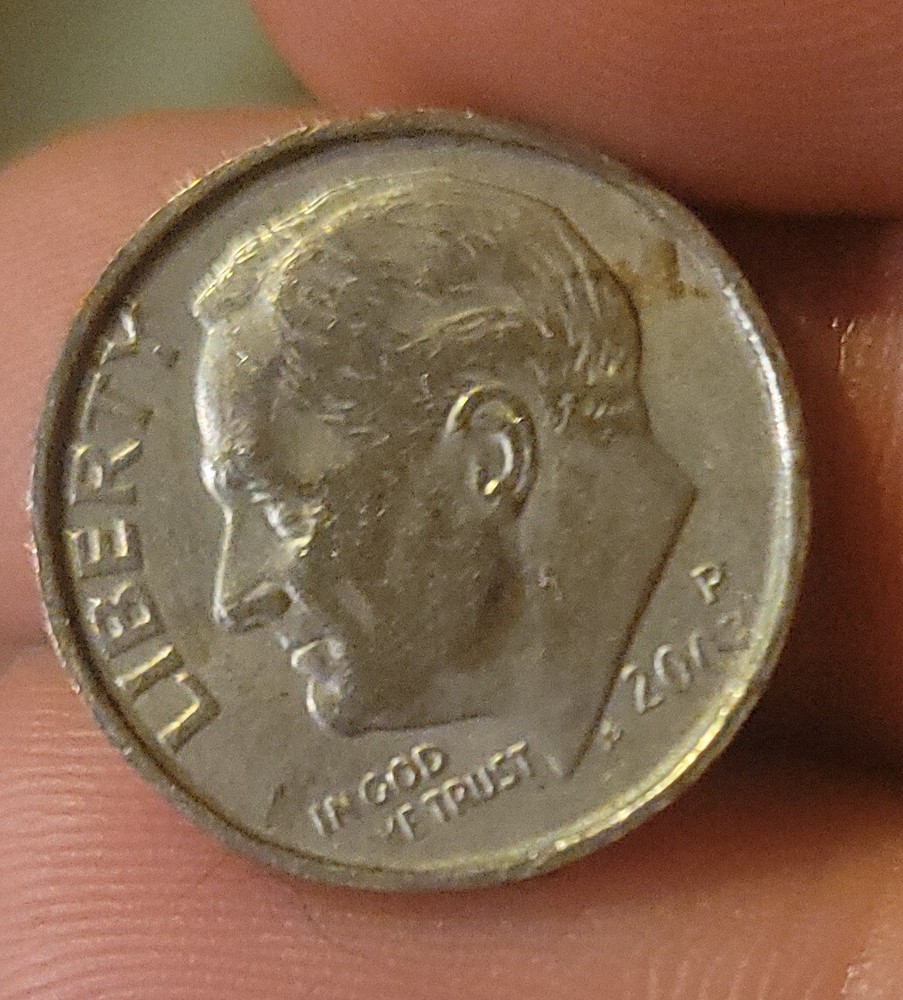 ERROR!!💰 RARE!!🔥 Roosevelt Dime Struck On Wrong Planchet!!