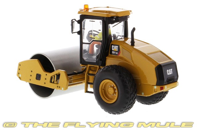 Diecast Masters 1:50 CS11 Soil Compactor