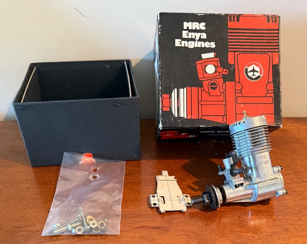 UNTESTED VINTAGE FOX 25 ENGINE USED CONDITION IN WRONG BOX  BRRT