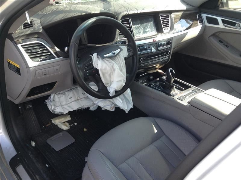 GENESIS 2015 Fuse Box Cabin 6796