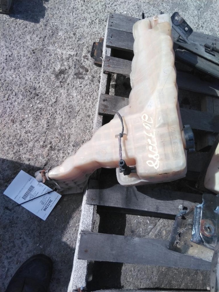 For 2018 PETERBILT 579 RADIATOR OVERFLOW TANK ,  FL