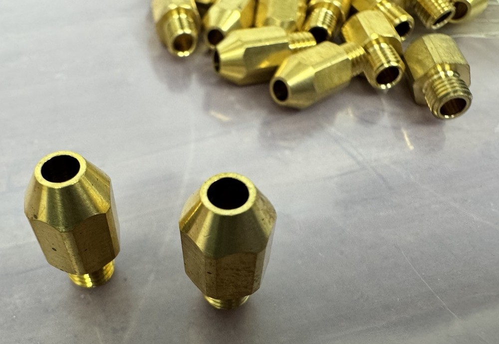 Nozzle Assembly Cust. 32961 / 39 PC