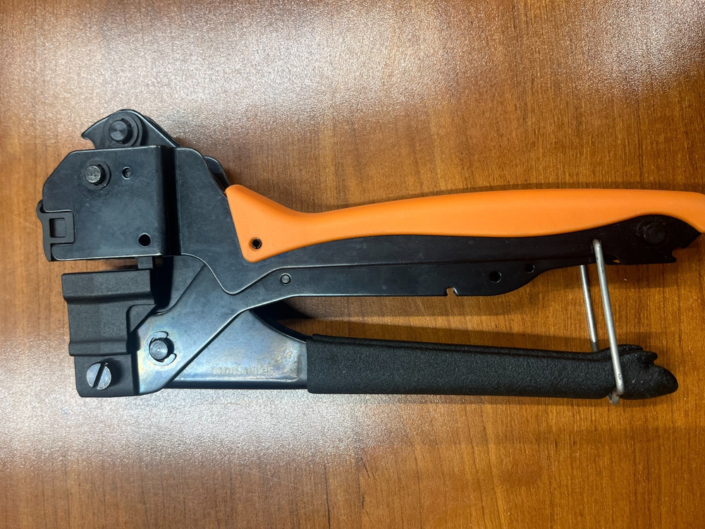 Com Cable 90 Degree Ultimate Rapid Punch Tool