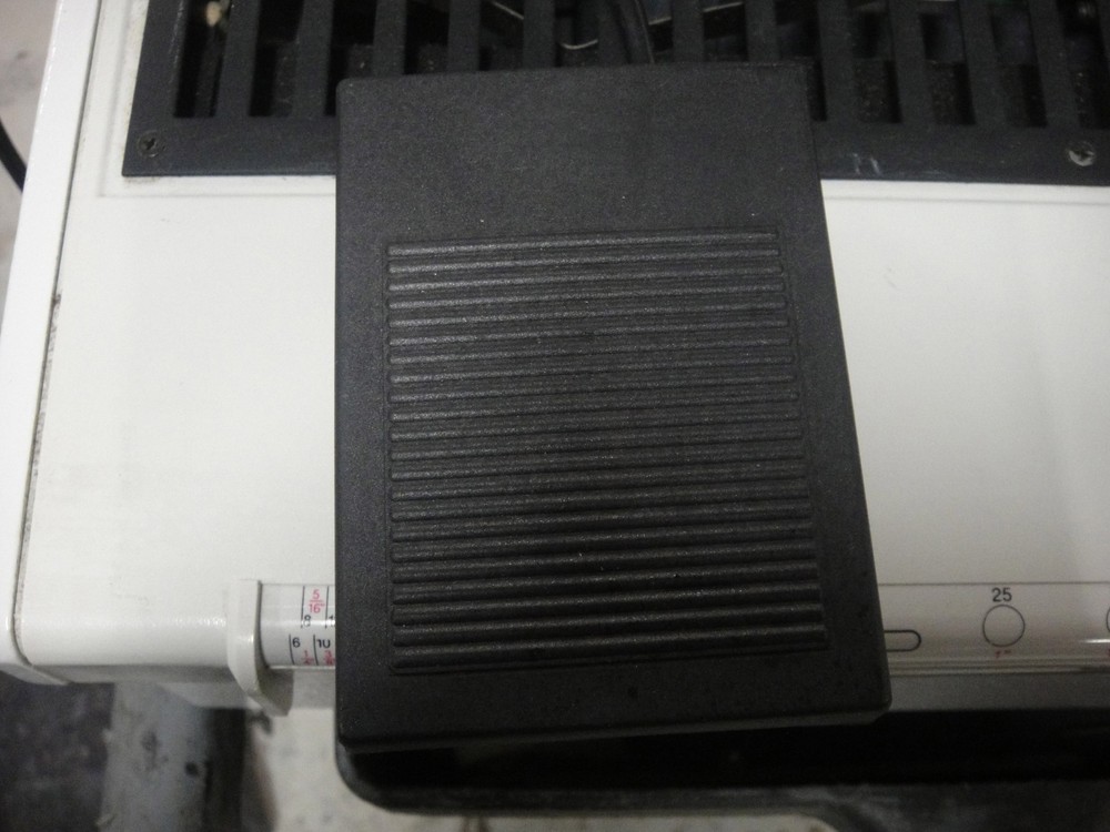 Renz Combi Comfort Typ 34 Punching & Binding Machine