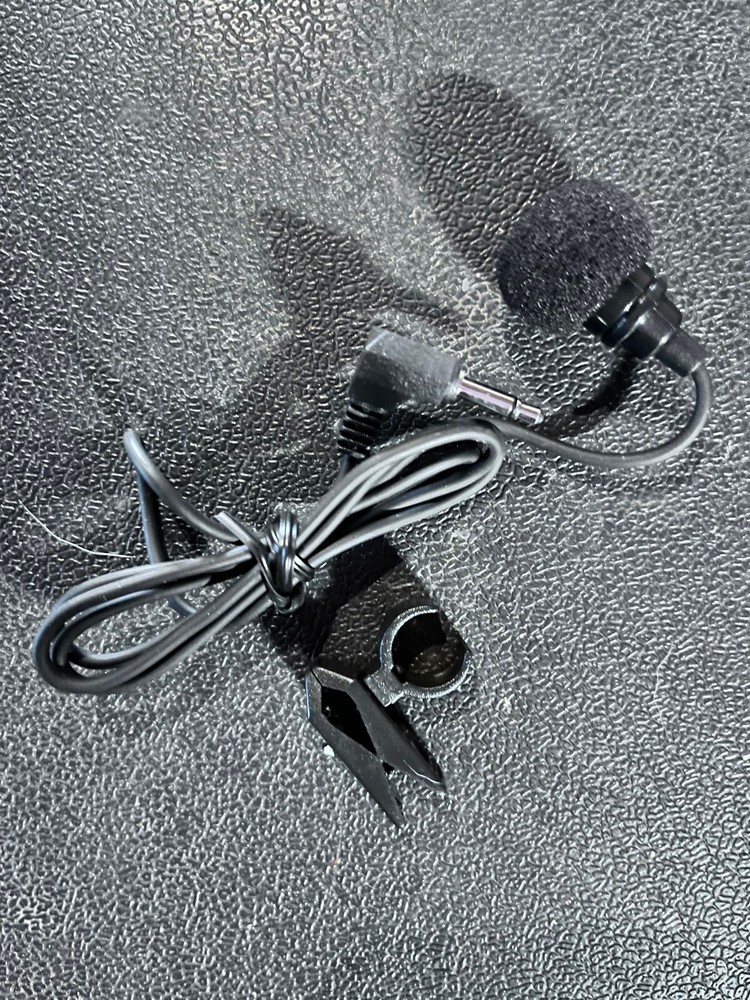 Audio 2000 AWX-609 Lavalier Microphone with Clip & Wireless Transmitter