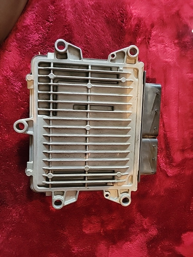 0 281 020 192 ISUZU ENGINE CONTROL MODULE (ECM) 3332678