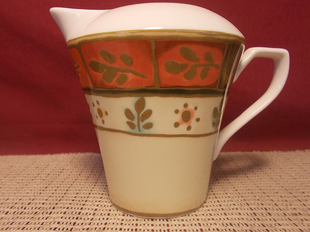 Sasaki China Beaux Pattern Creamer