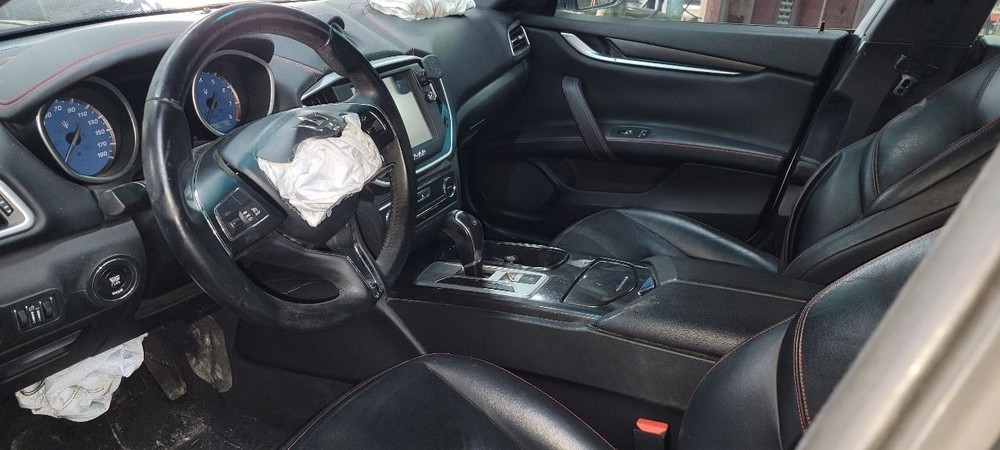 2016 Maserati Ghibli Cowl Vent Panel