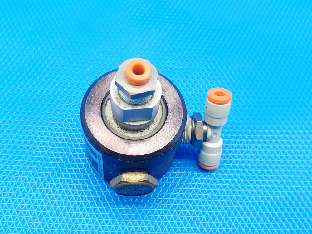 Clippard 2012 Model 3 Way Valve Pneumatic Valve Inc VAT
