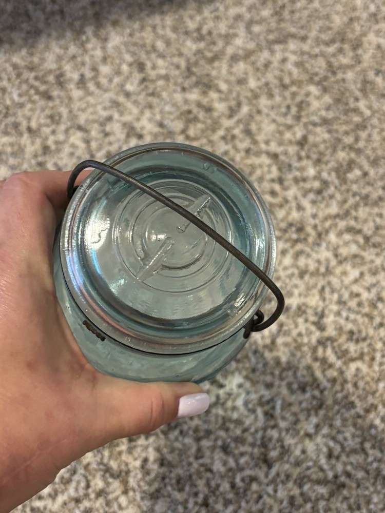 Vintage Atlas E-Z Seal Jar