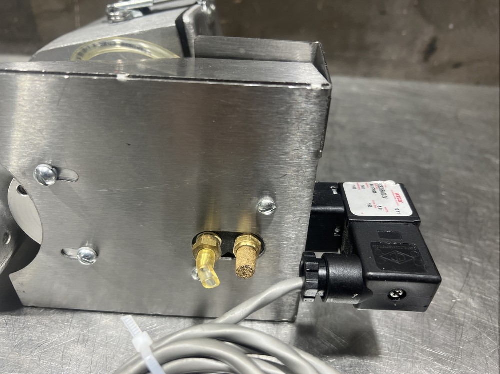 CONAIR material Hopper Isolate Receiver Model CV: Used Surplus. Item ID 2