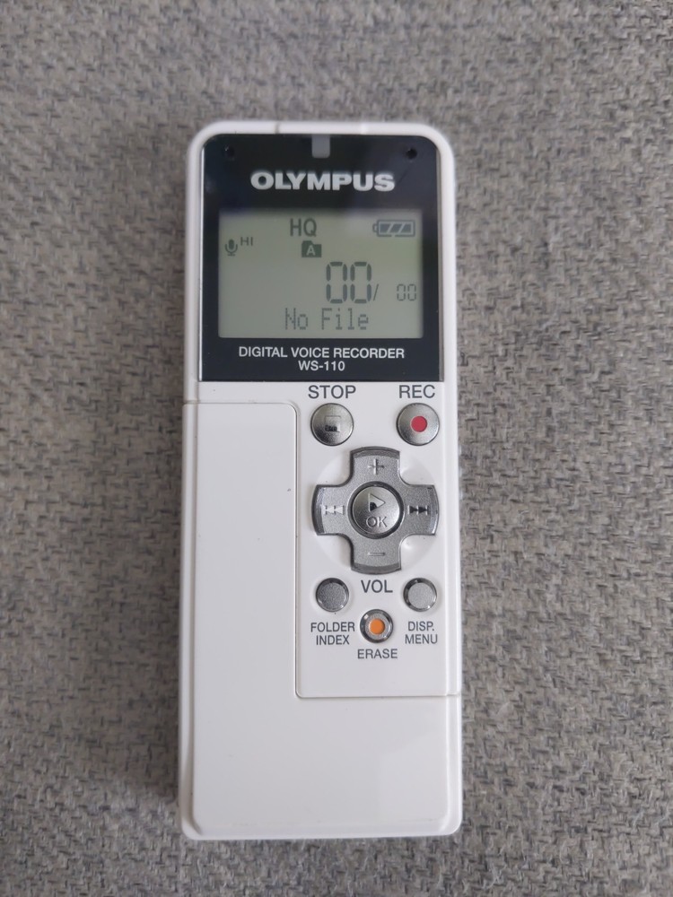 Olympus Digital Voice Recorder WS-110 (WORKS - READ DESCRIPTION)