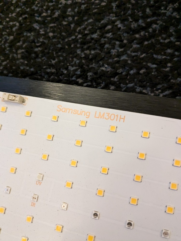 Light Panel Samsung LM301H HLG-240H-48B. Brightness Control