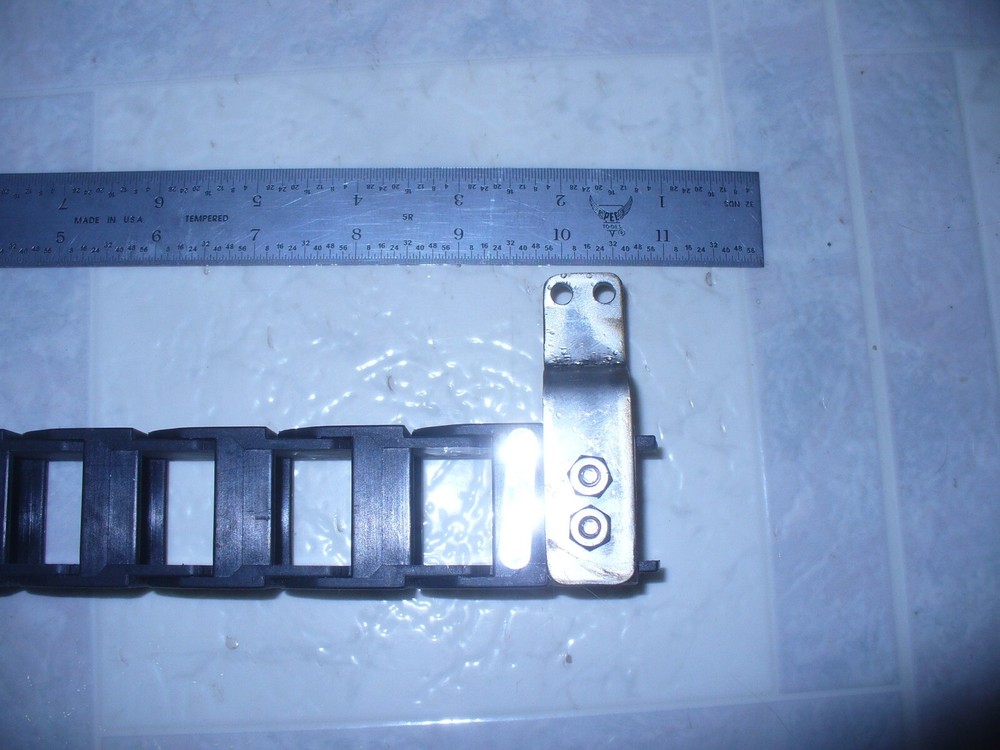 e-chain cable carrier