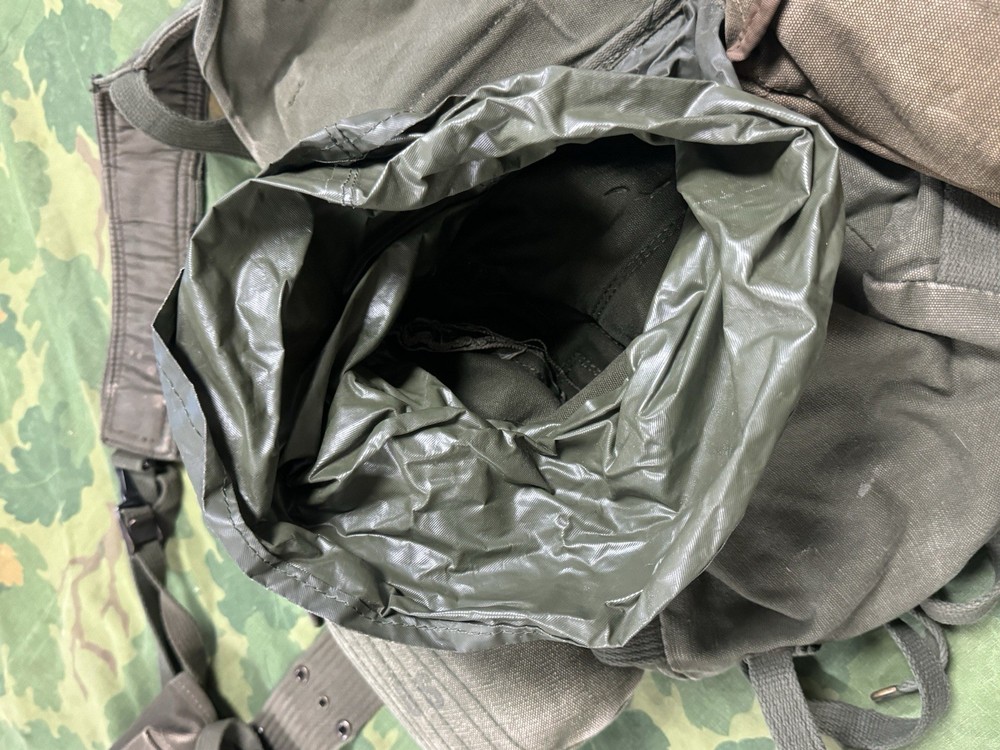 Vietnam War U.S. Field Gear Set