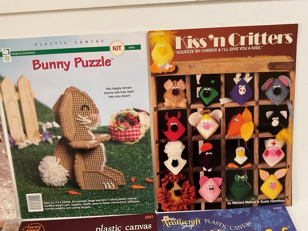 6 Plastic Canvas Pattern Leaflets, Windsocks, Ornaments, Nativity, Critters