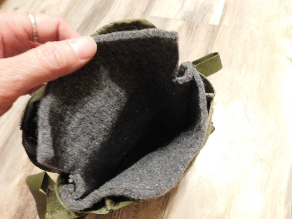 GREEN NYLON BAG W/ WOOL INSERT