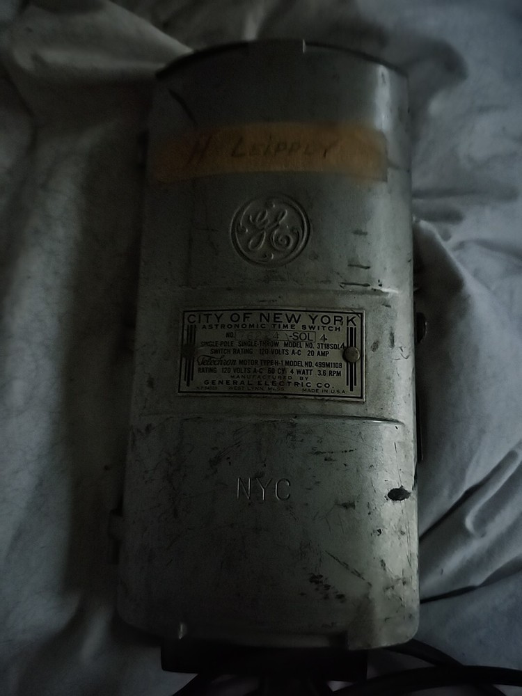 General Electric Astronomonic Time Switch
