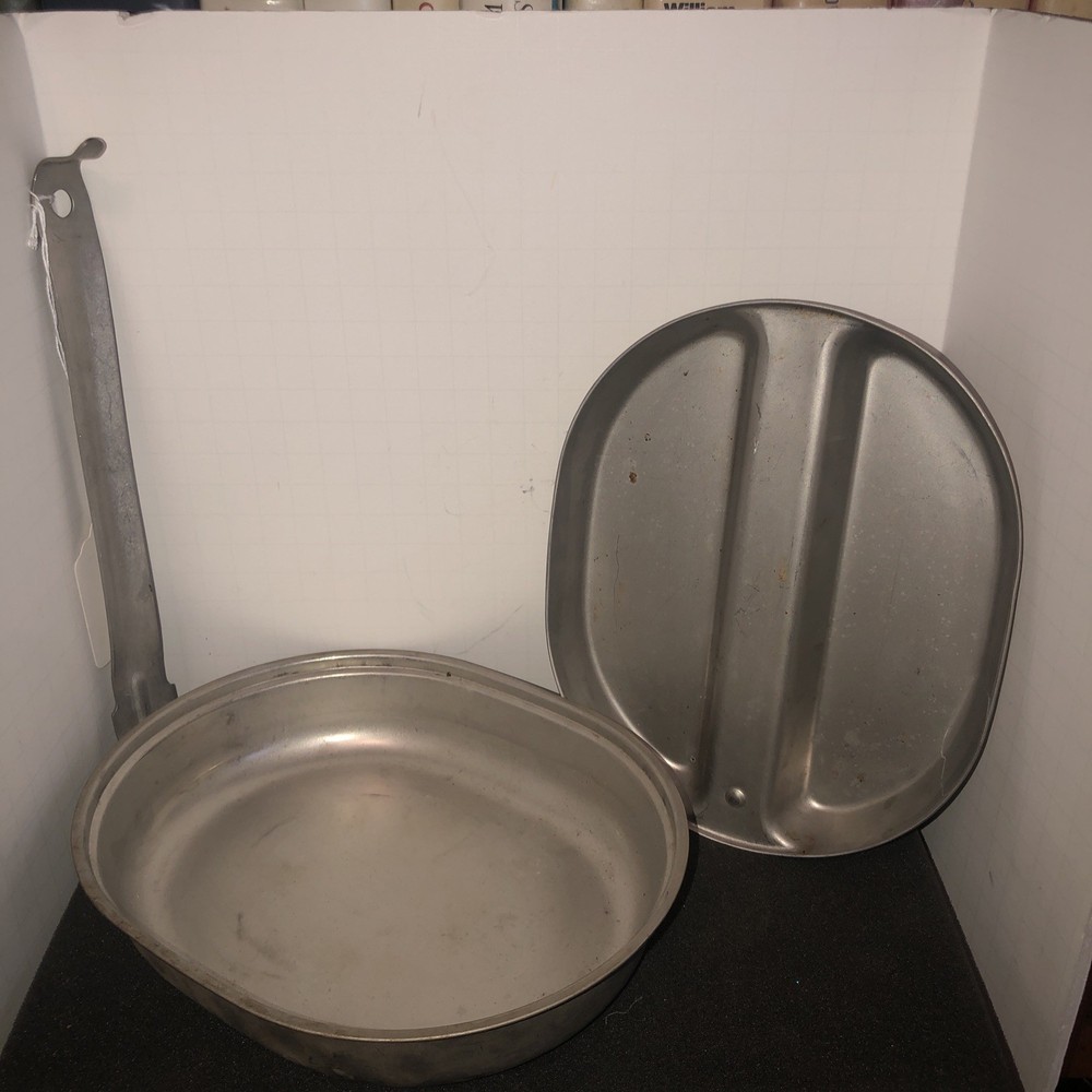 Wyott US Army Mess Kit with handle