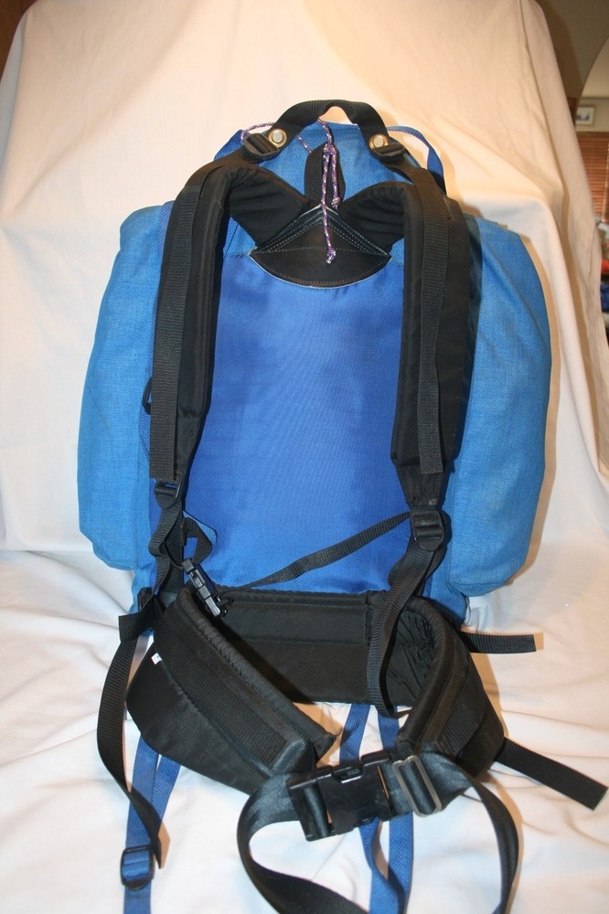 Vtg WILDERNESS EXPERIENCE Blue Canvas Leather Backpack Internal Frame M L USA