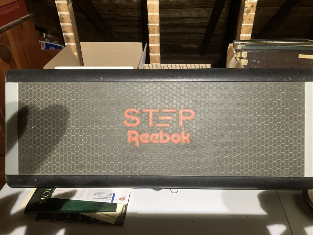 REEBOK AEROBIC EXERCISE STEP PLATFORM