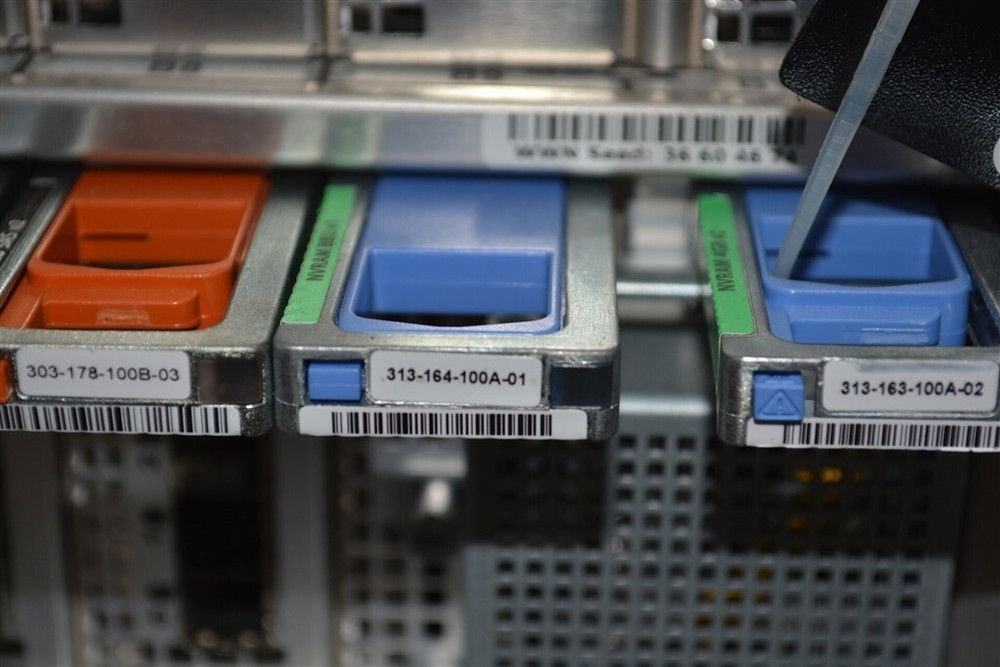 EMC MGTN VMAX Megatron Controller Storage Processor Enclosure 24-Bay