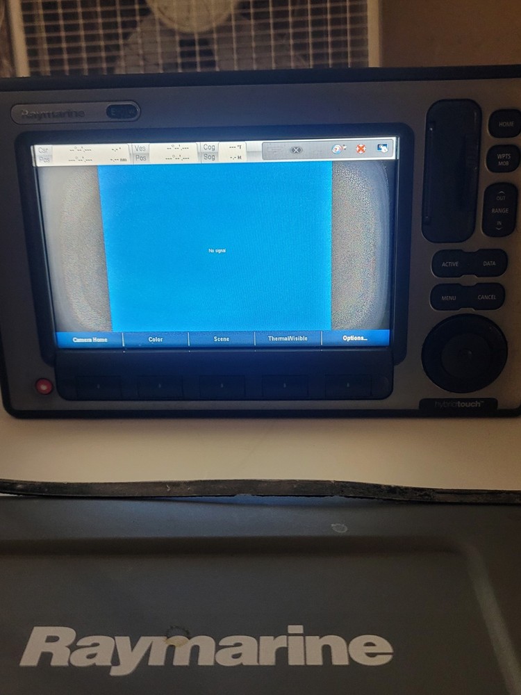 Raymarine C90w Widescreen GPS Chartplotter Multifunction Display