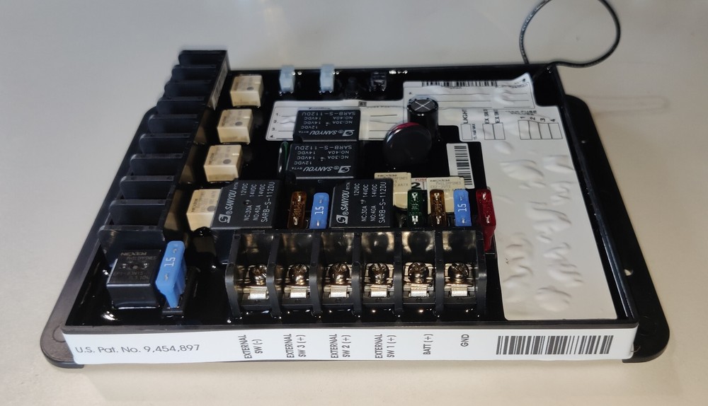 LCI Multifunction 5-Output MyRV Receiver - 18449 RV Lippert