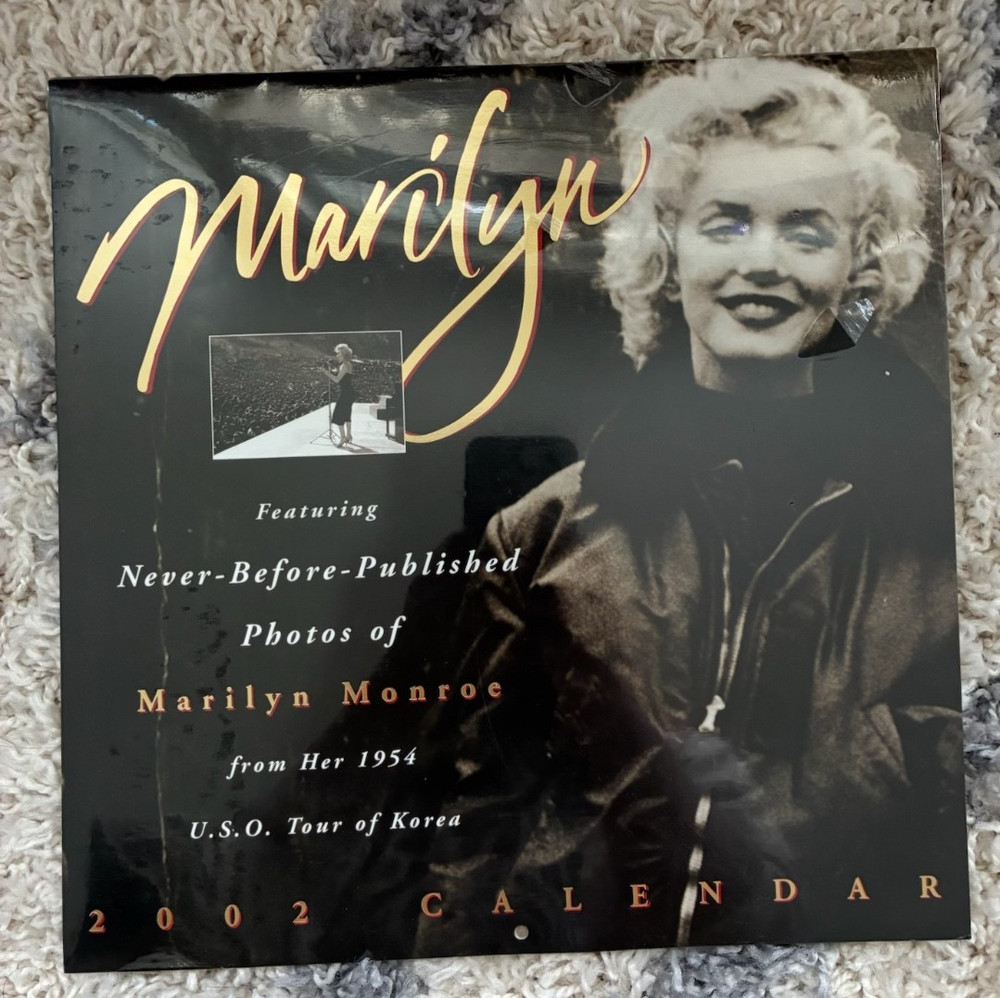 MARILYN MONROE CALENDER UNOPENED 2002