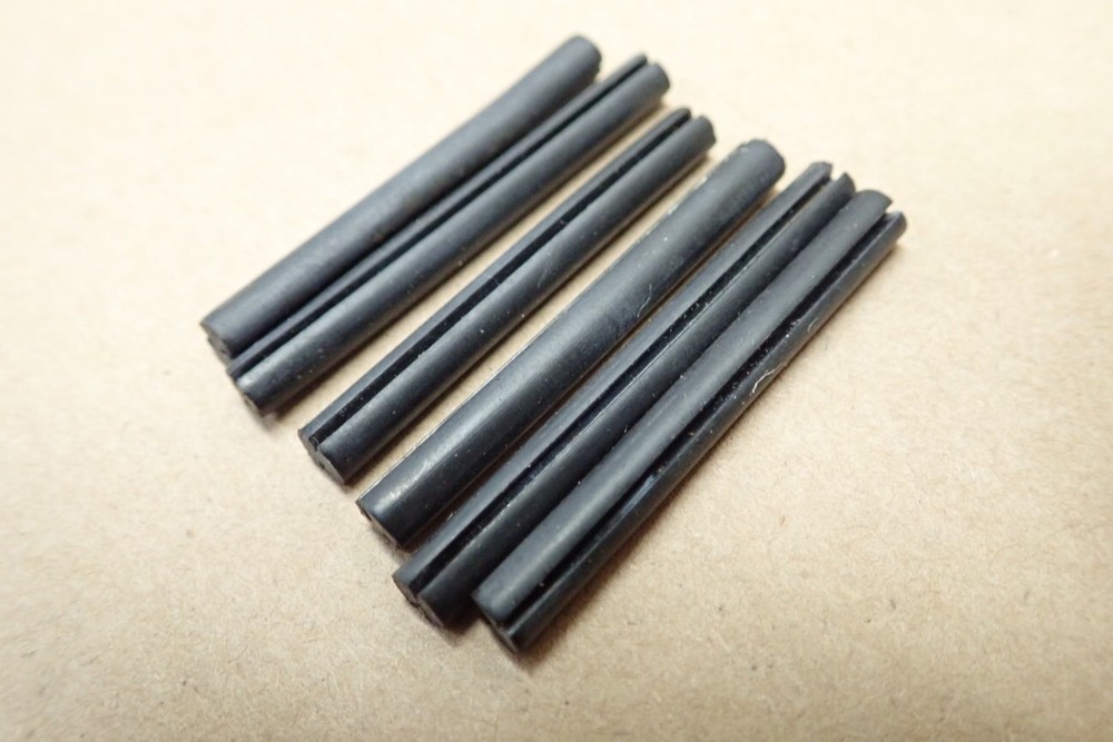 1969 CESSNA 337D SKYMASTER MINIATURE GAUGE SEPARATORS RUBBER STRIPS
