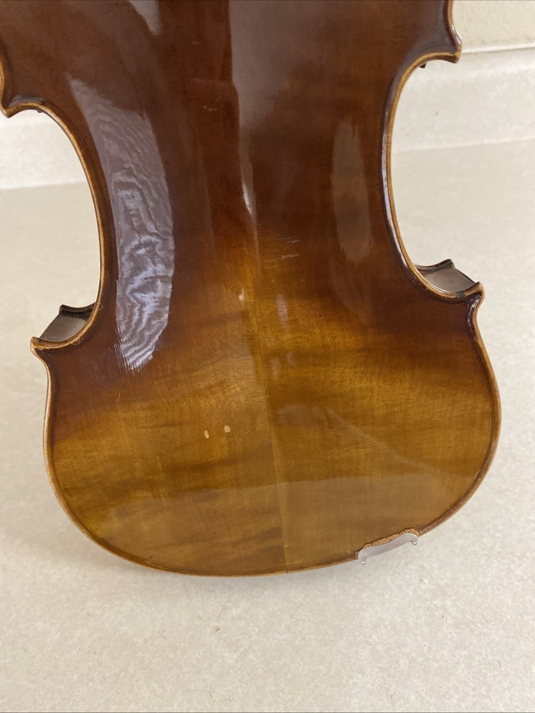 Antonius Stradivarius cremonensis violin