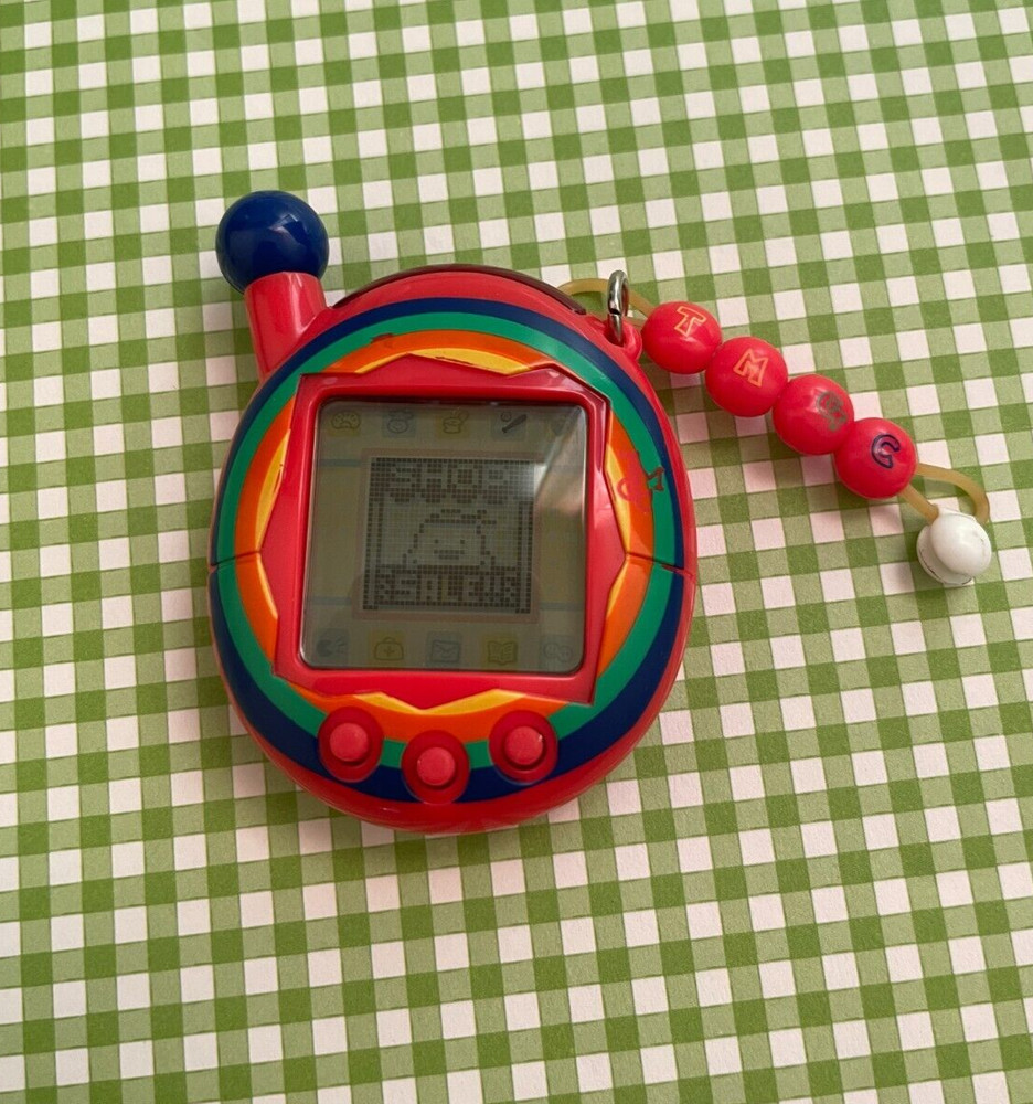 Tamagotchi Connection V4 (English) Rainbow Circle Spiral [Working/Tested]