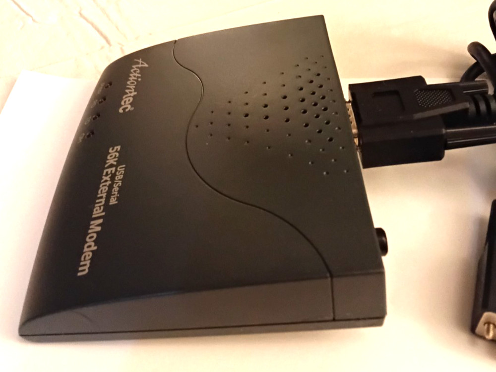 Actiontec USB/Serial 56K External Modem EX560LKU With Power Supply & Cable