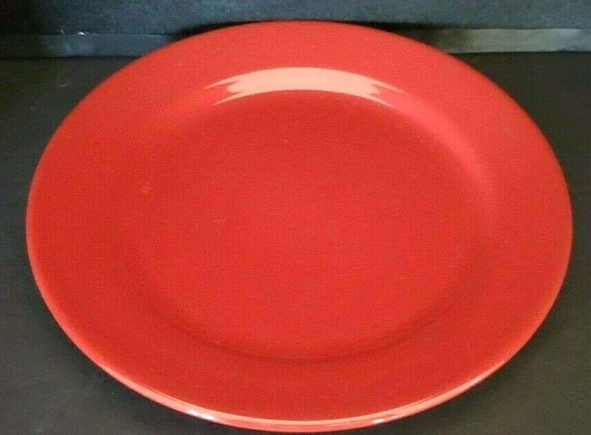 PIER 1 RED PATTERN EARTHENWARE SALAD PLATE MADE IN SPAIN 8 3/8"