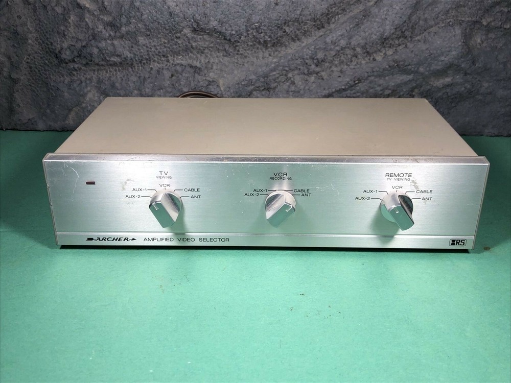 Vintage Archer | Amplified Video Selector | Model 15-1264 | Powers On