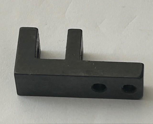 543060 Bearing Block Flap Closer
