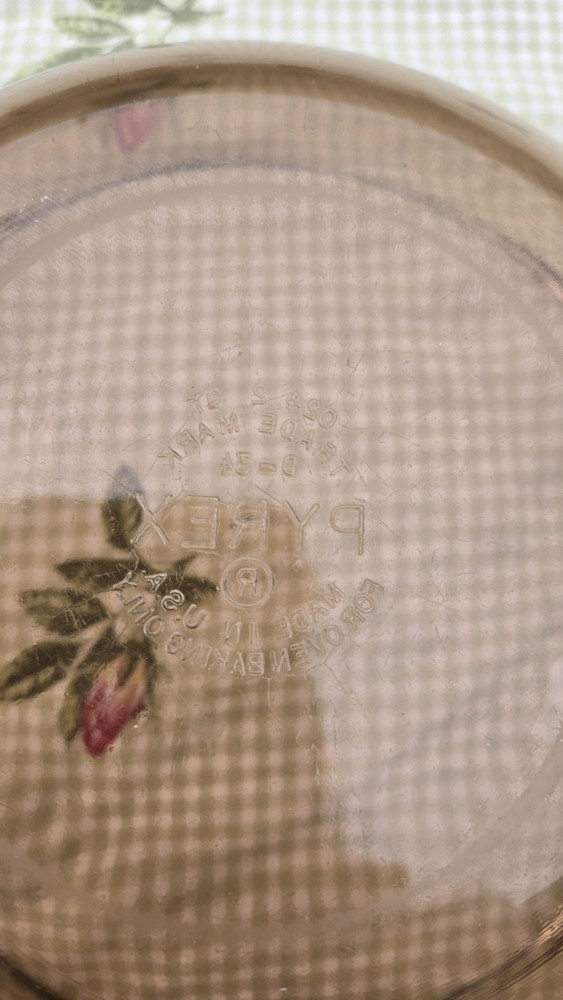 Vintage Brown Pyrex Baking Dish