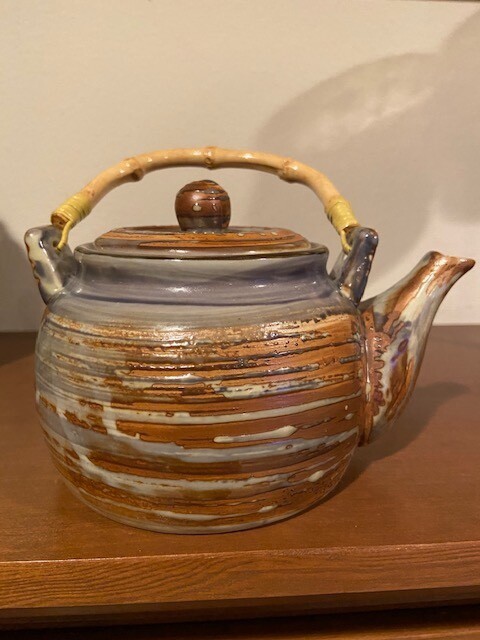 Studio Art Pottery Ceramic Textured Glazed Teapot w/Bamboo Handle Awesome EUC